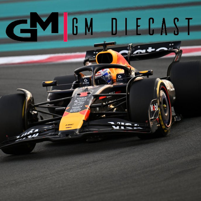 Red Bull RB21 #1 GP Abu Dhabi 2025 M.Verstappen *with pit board